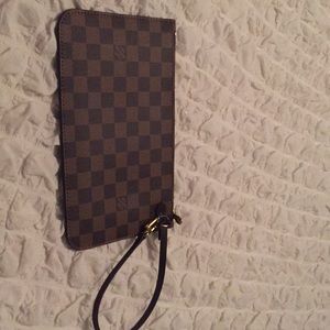 Never full wristlet brand new